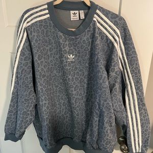 Adidas oversized hoodie